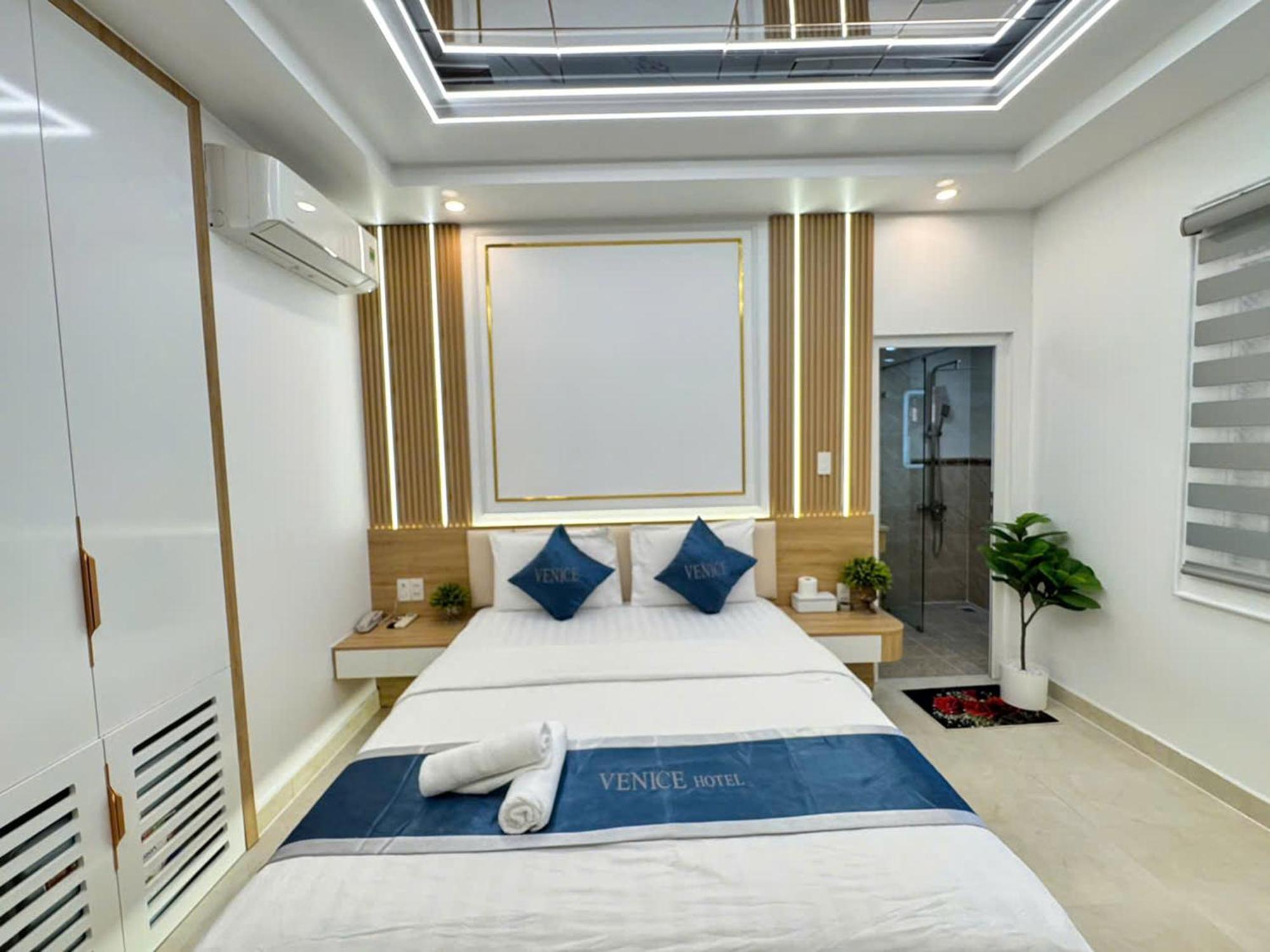 Minh Ngoc Khách sạn 2*